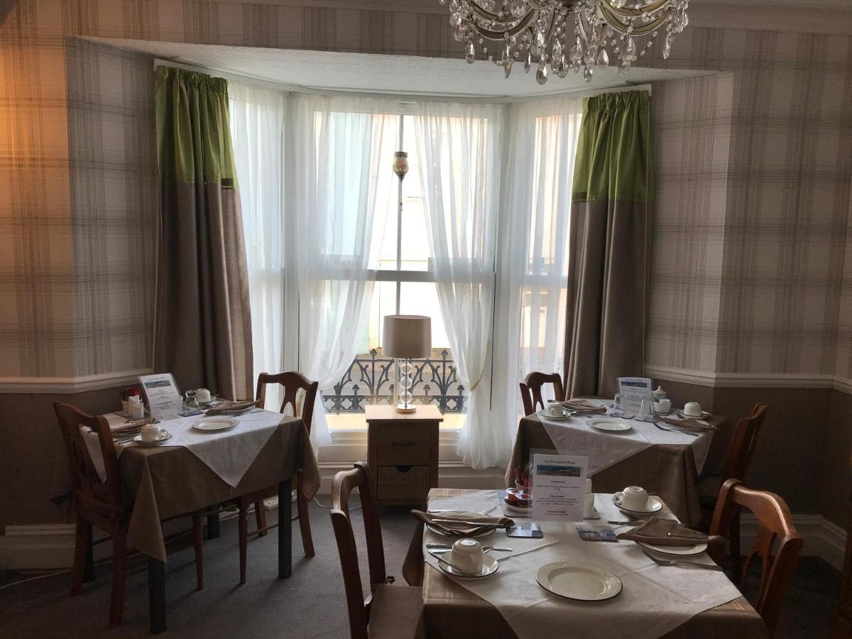 Ivy Bank Guest House 텐비 외부 사진