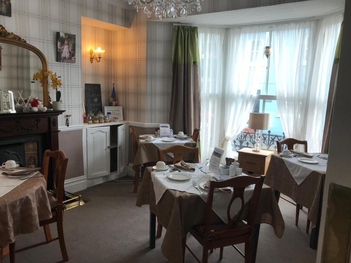 Ivy Bank Guest House 텐비 외부 사진